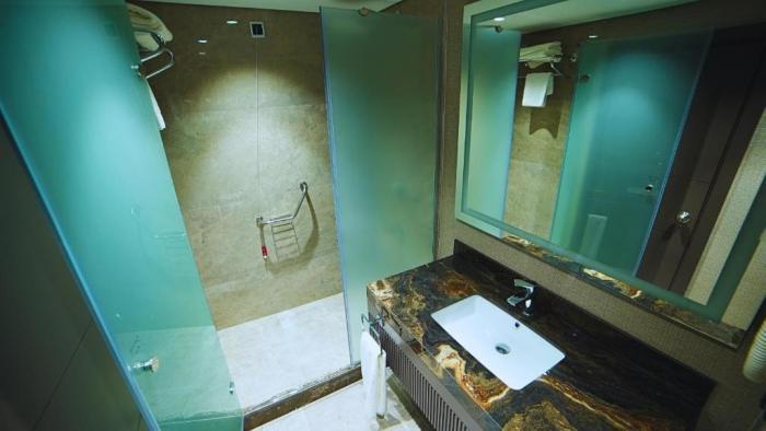 Grand Cevahir Convention Center 5* Стамбул