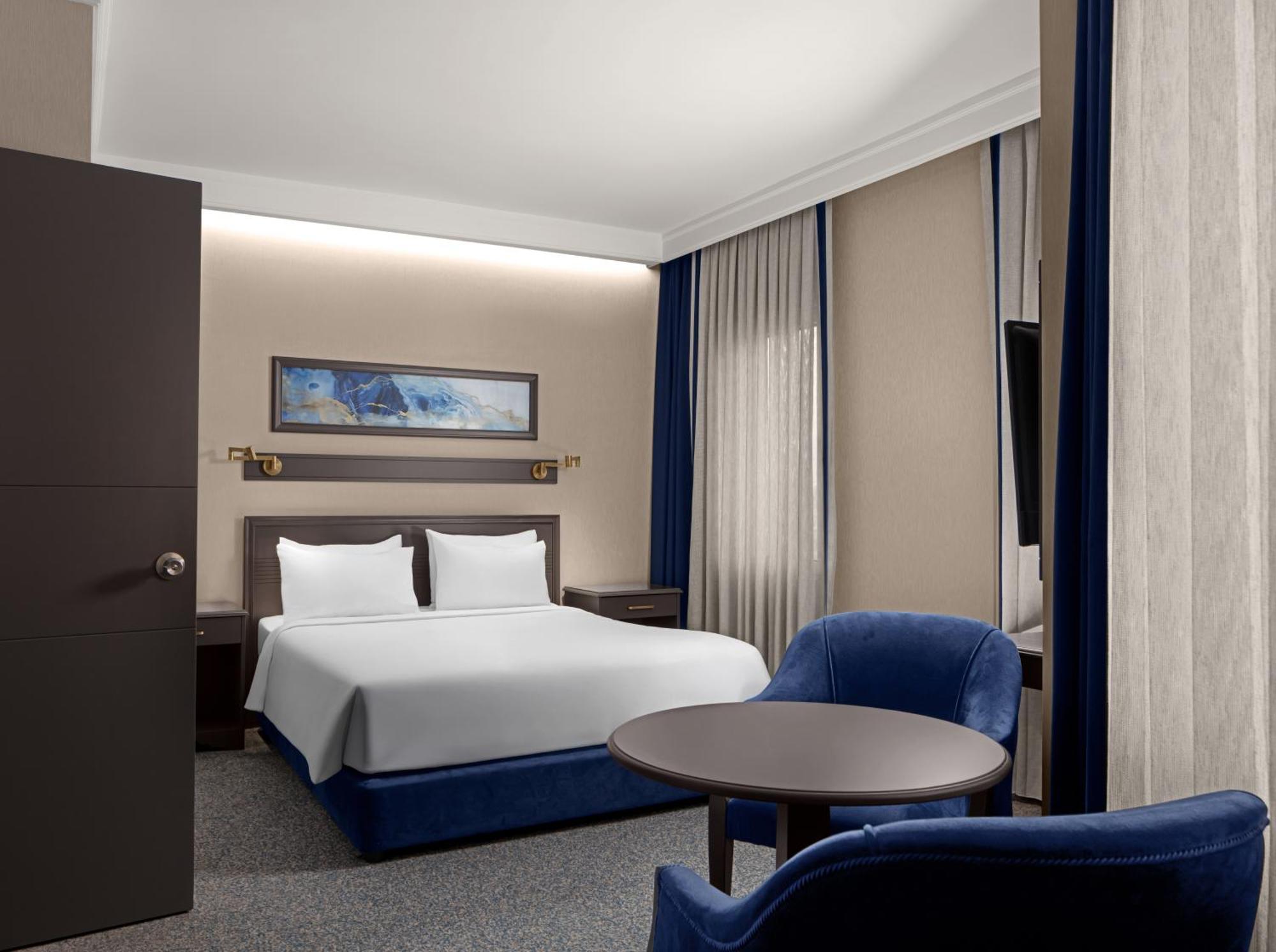 Отель Grand Cevahir Convention Center Стамбул