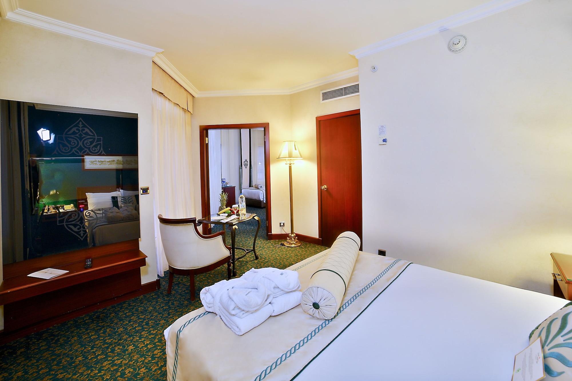 Otel Grand Cevahir Convention Center